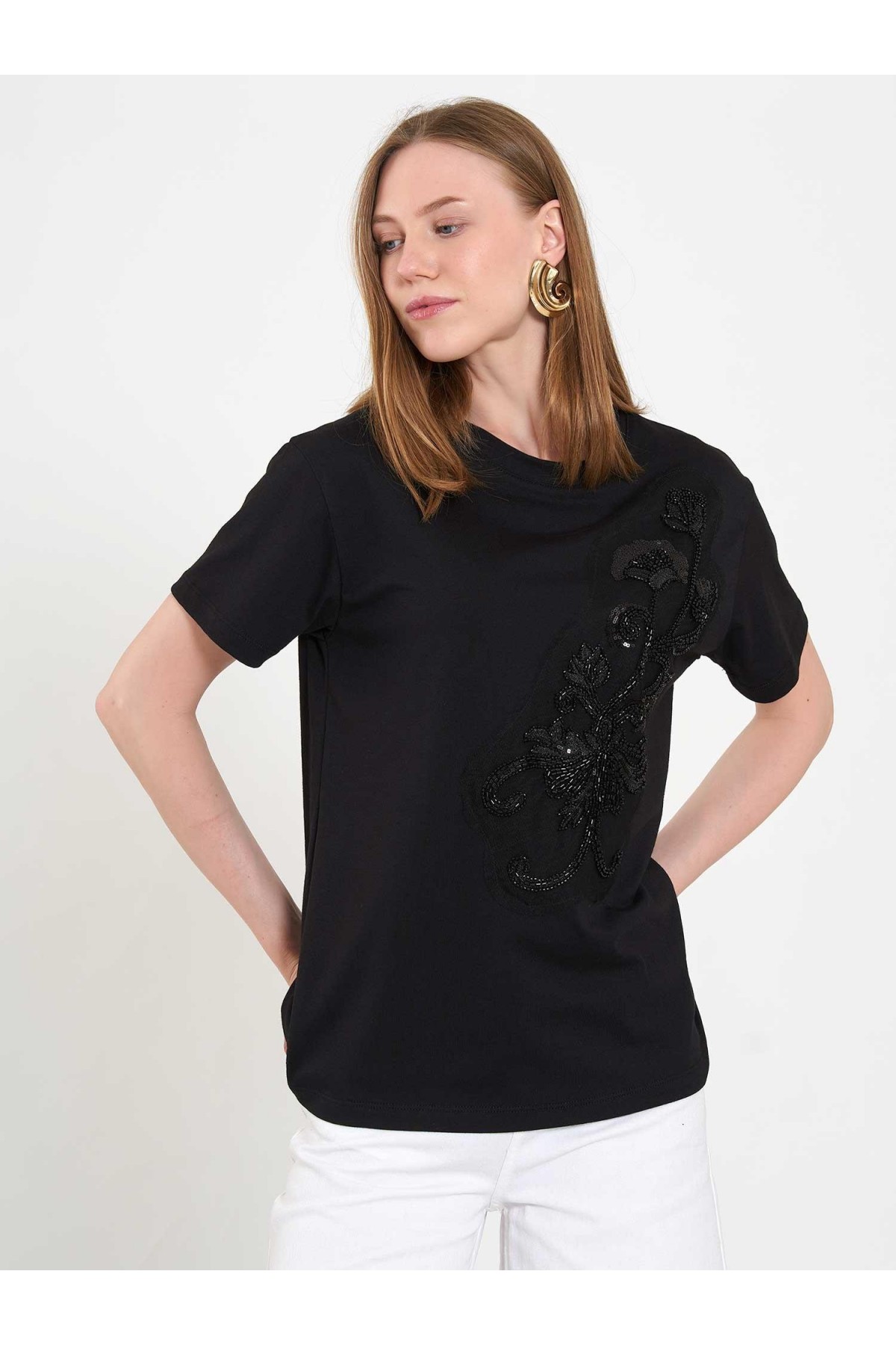 050741 T132 Bisiklet Yaka Boncuk Baskılı T-shirt