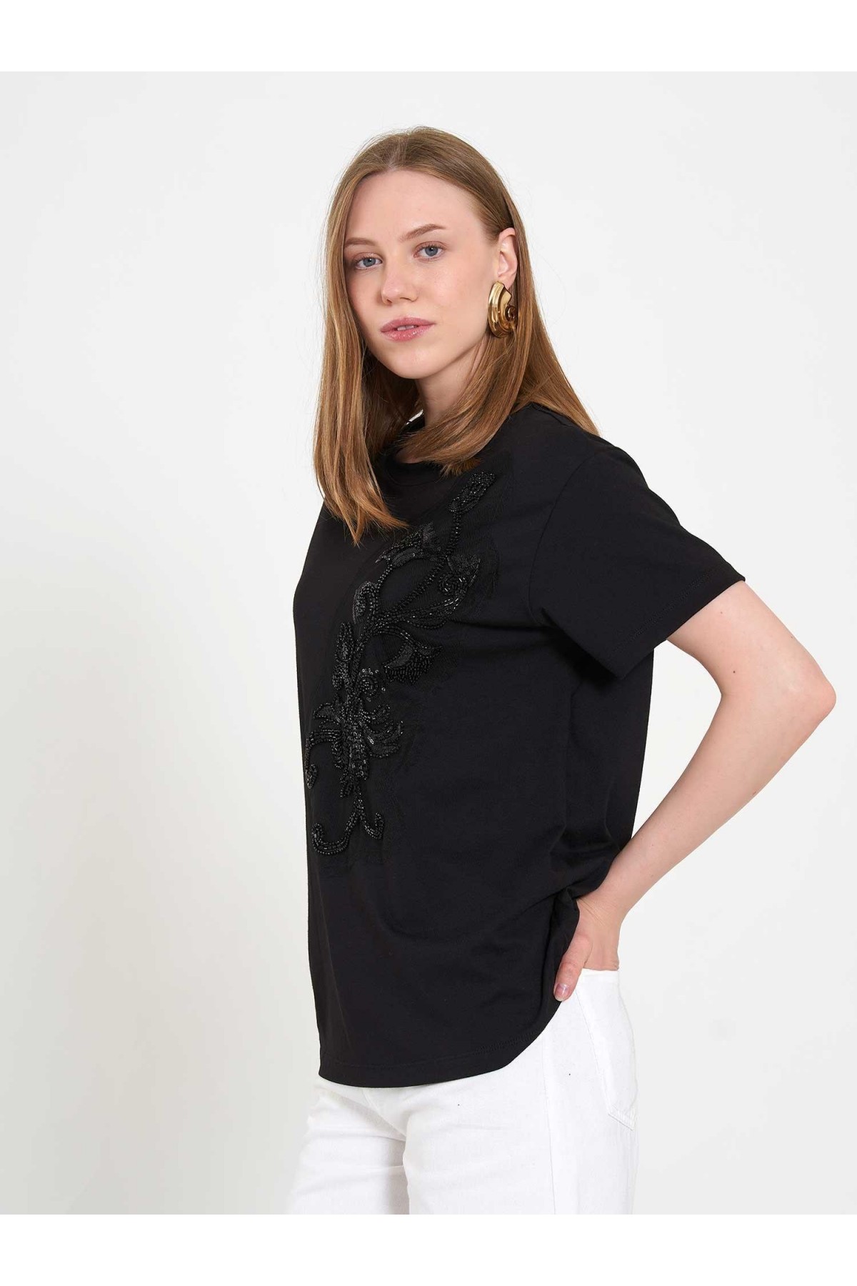 050741 T132 Bisiklet Yaka Boncuk Baskılı T-shirt