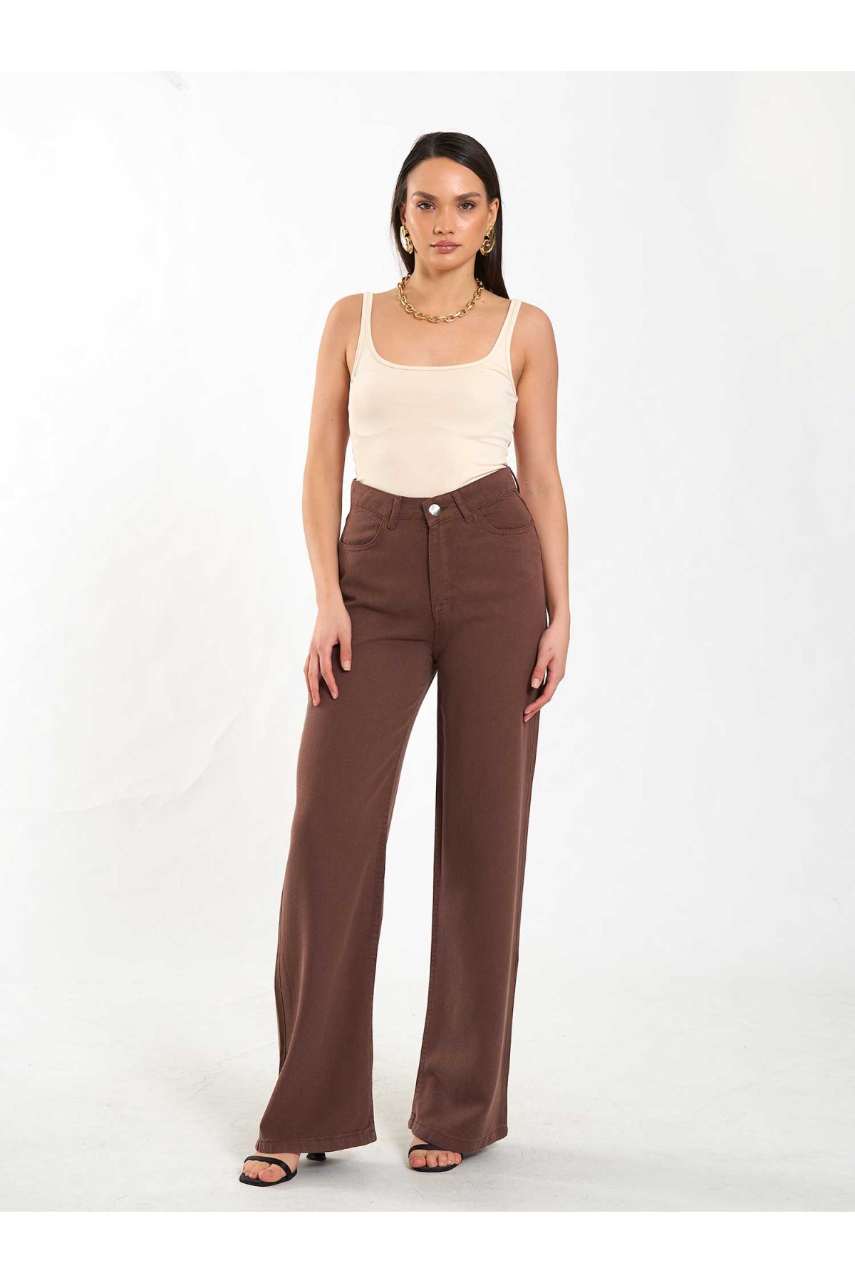 060332 U Yaka İnce Yakalı Atlet