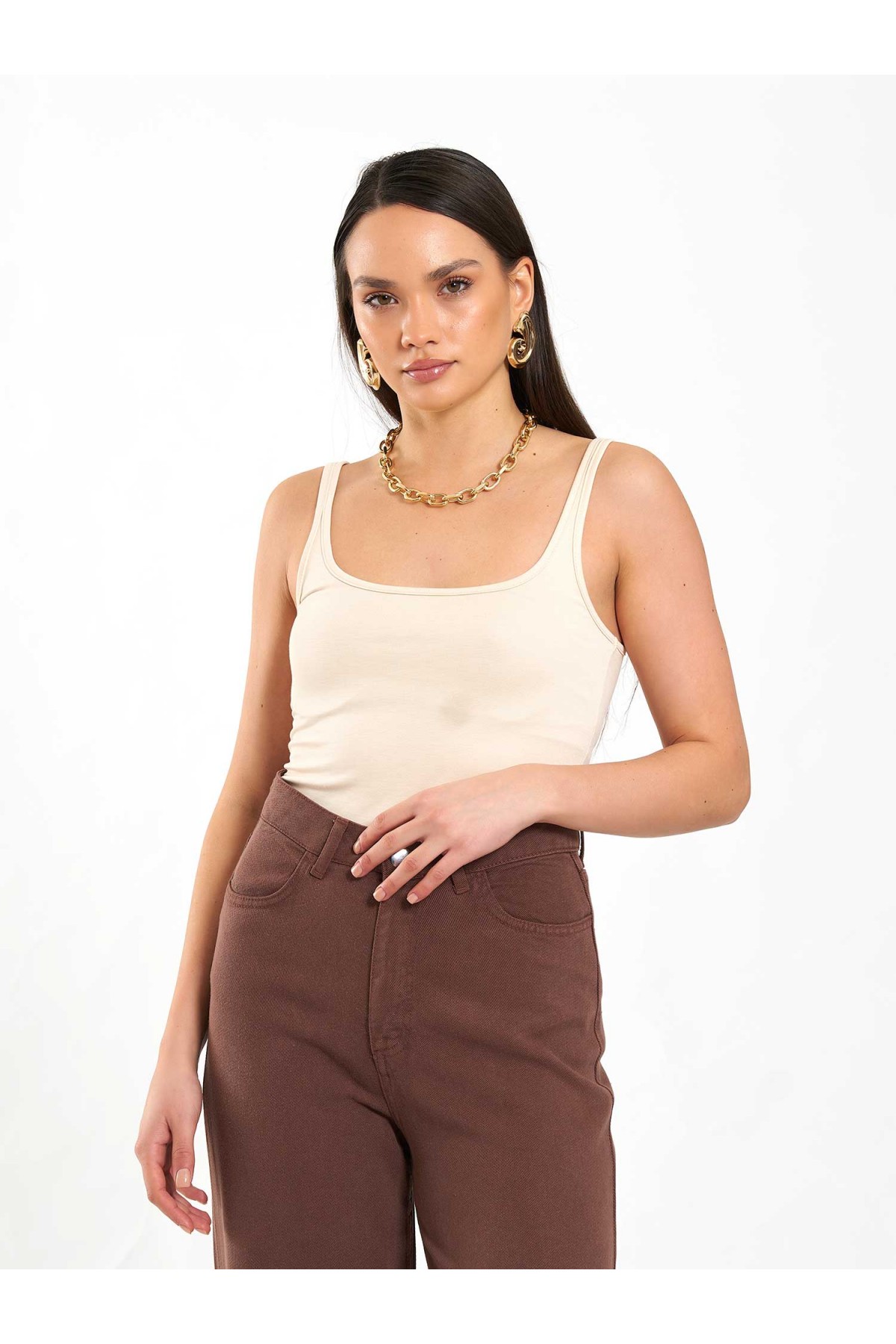 060332 U Yaka İnce Yakalı Atlet