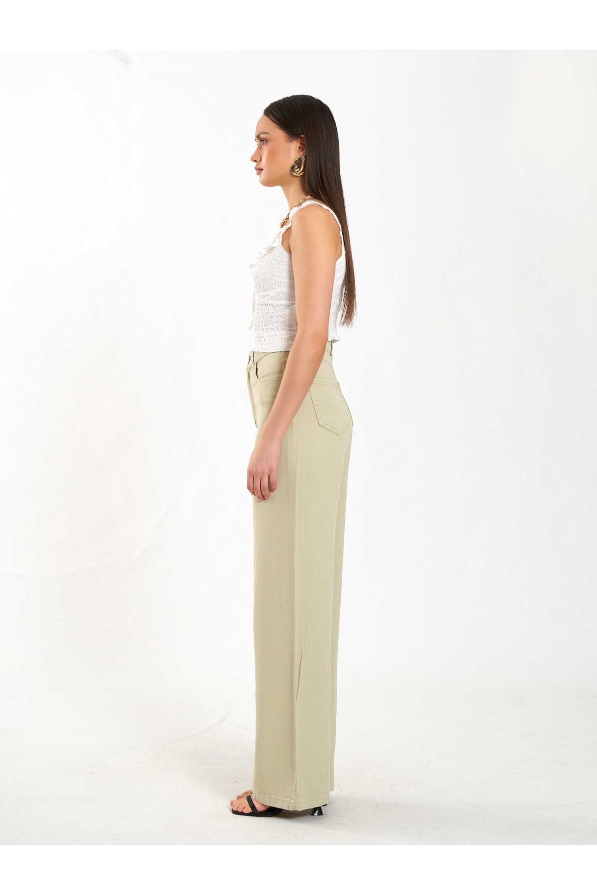 071887 Askılı Yakası Fırfır Bluz