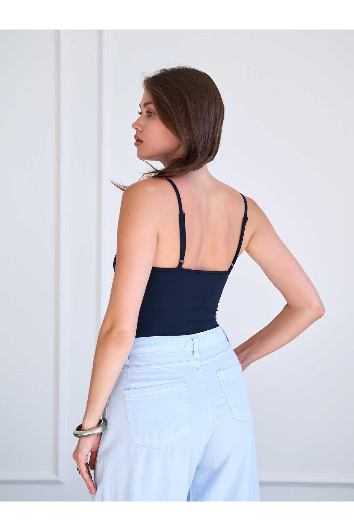 071912 Dantel Detaylı Bodysuit