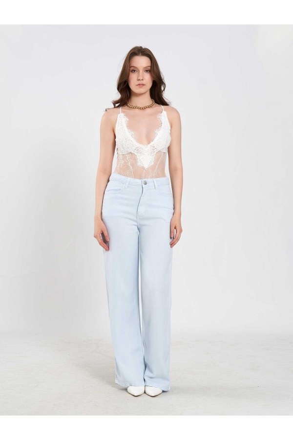 071914 Dantel Sırtı Çapraz Askılı Bodysuit