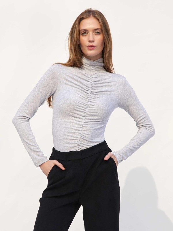 072045 Önü Büzgülü Boğazlı Body