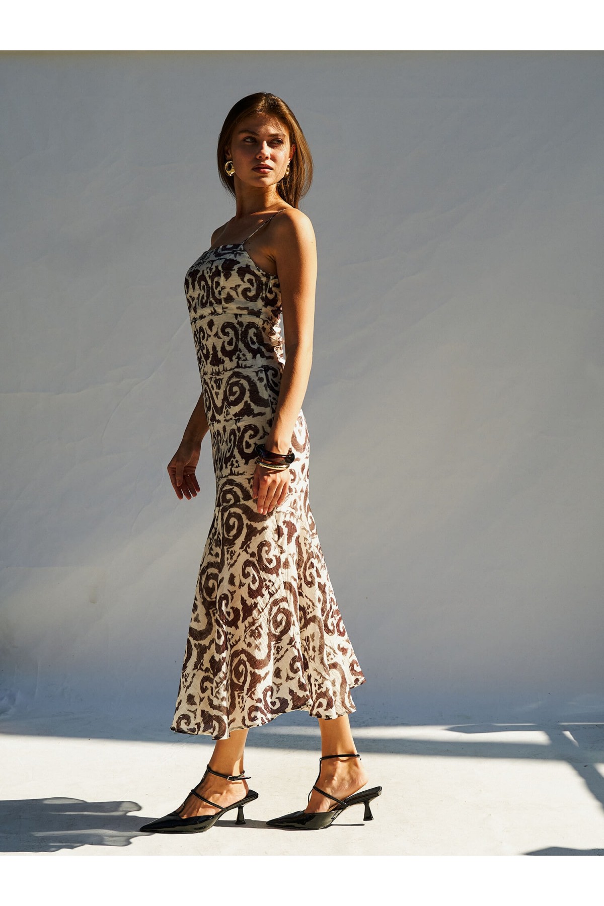 111460 ASKILI DESENLİ ELBİSE