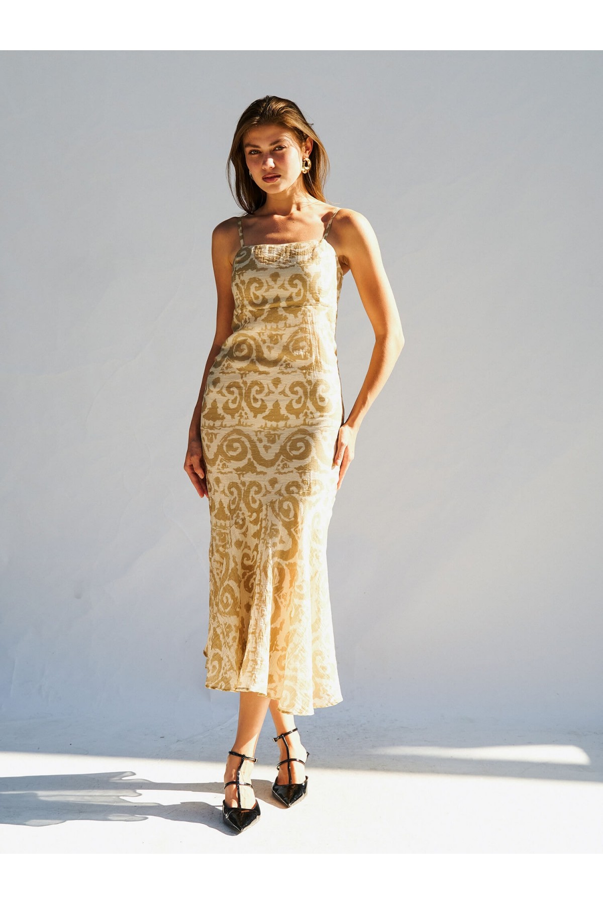 111460 ASKILI DESENLİ ELBİSE