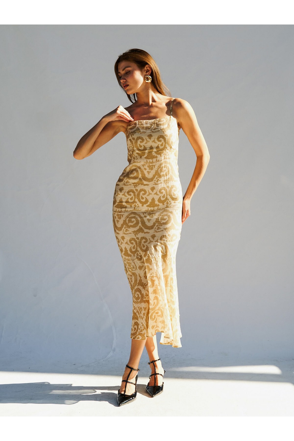 111460 ASKILI DESENLİ ELBİSE