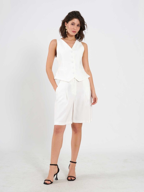 120745 Beş Düğmeli Orta Boy Yelek