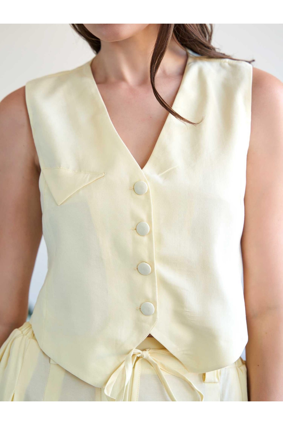 120747 Arkası Tokalı Modal Yelek