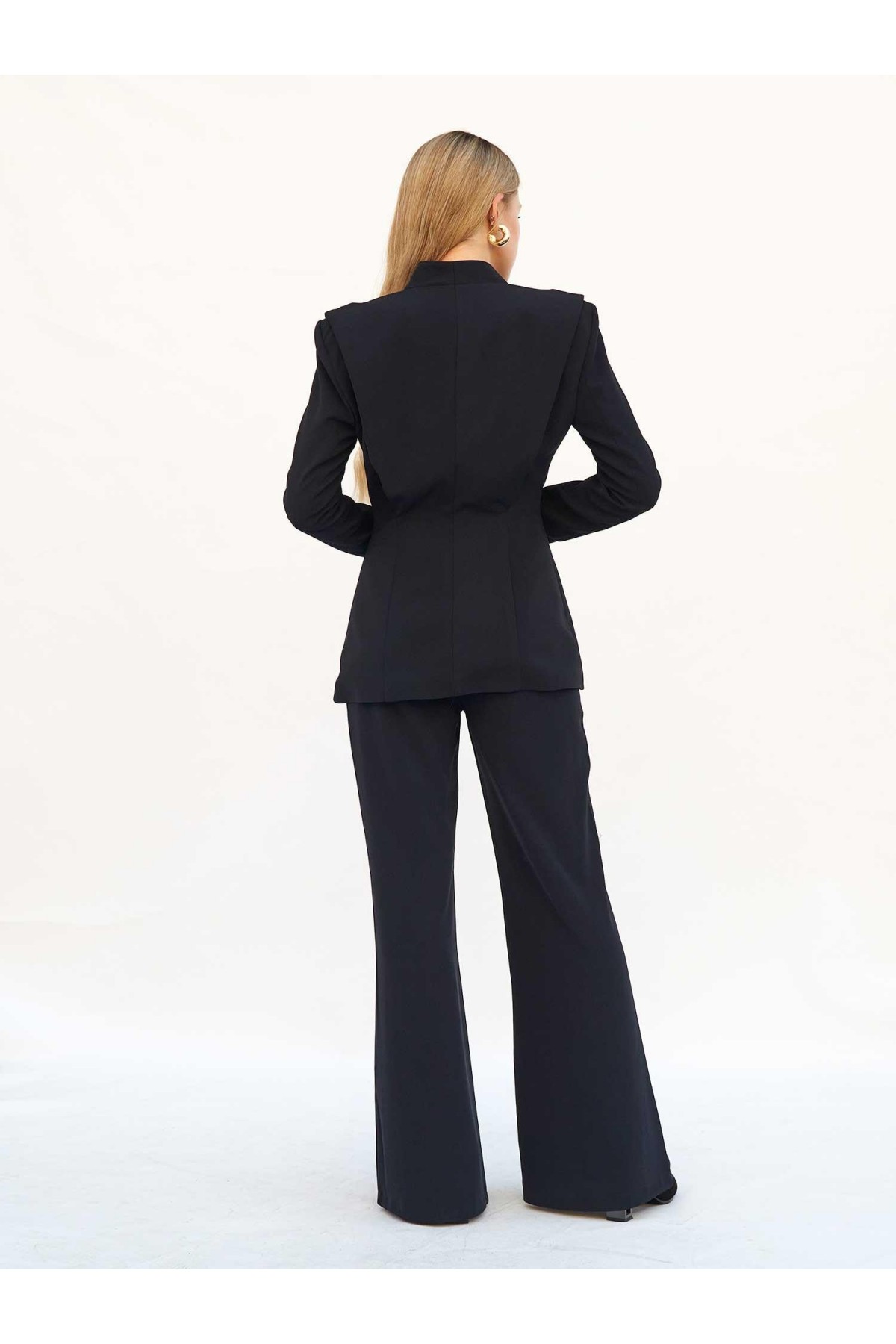 131105 Vatkalı V Yaka Blazer Ceket
