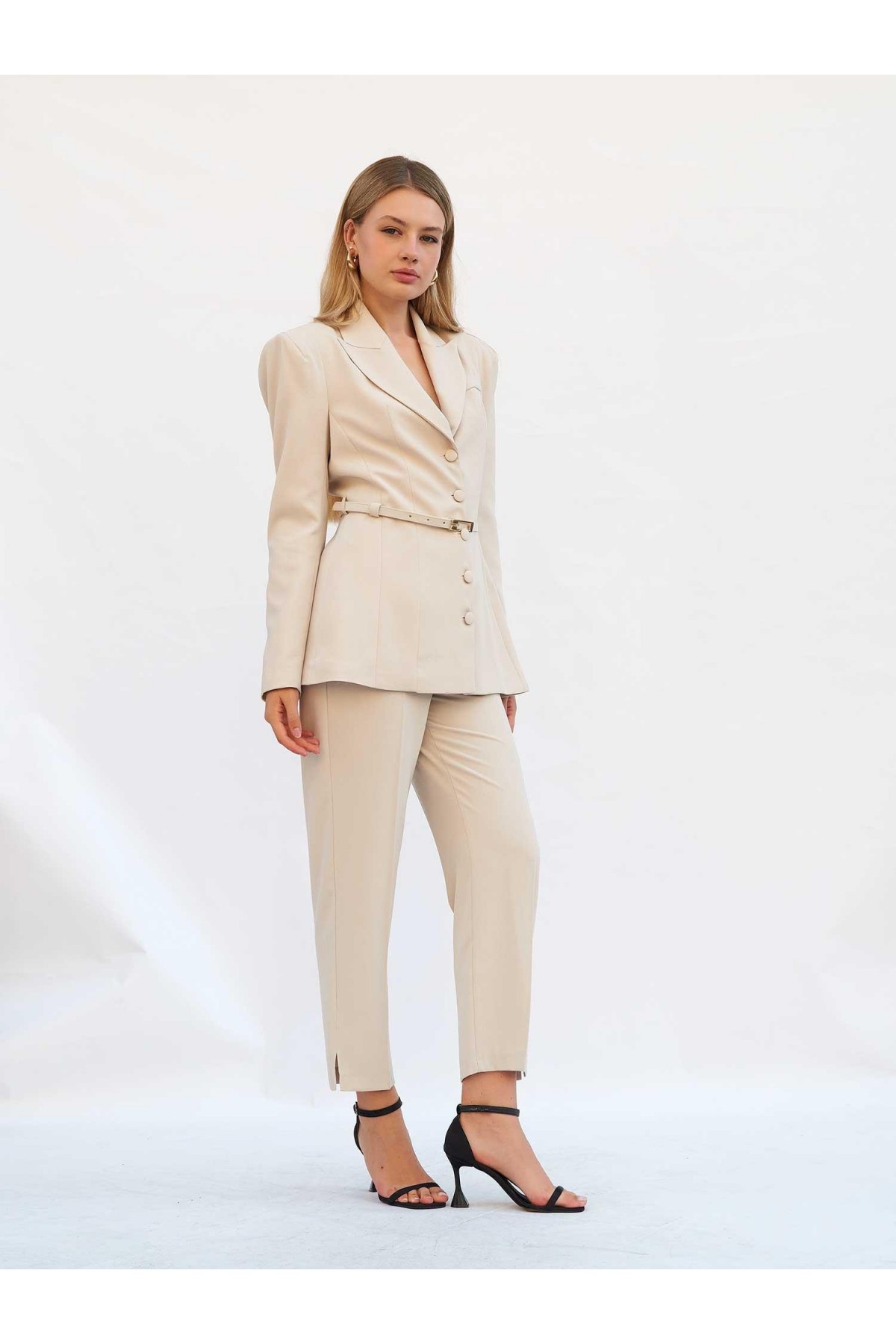 131106 Vatkalı Blazer Ceket
