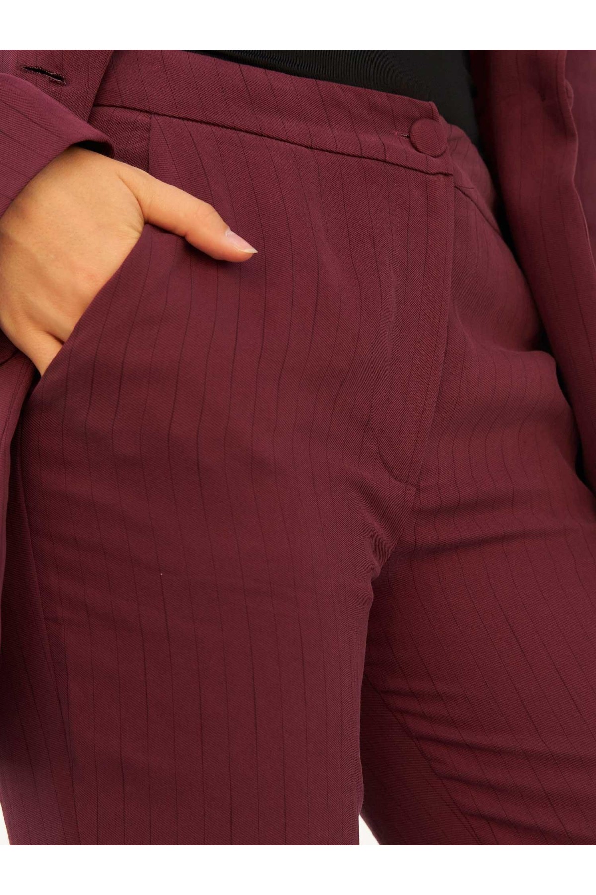 220707 Belden Oturtmalı Çizgili Blazer Takım