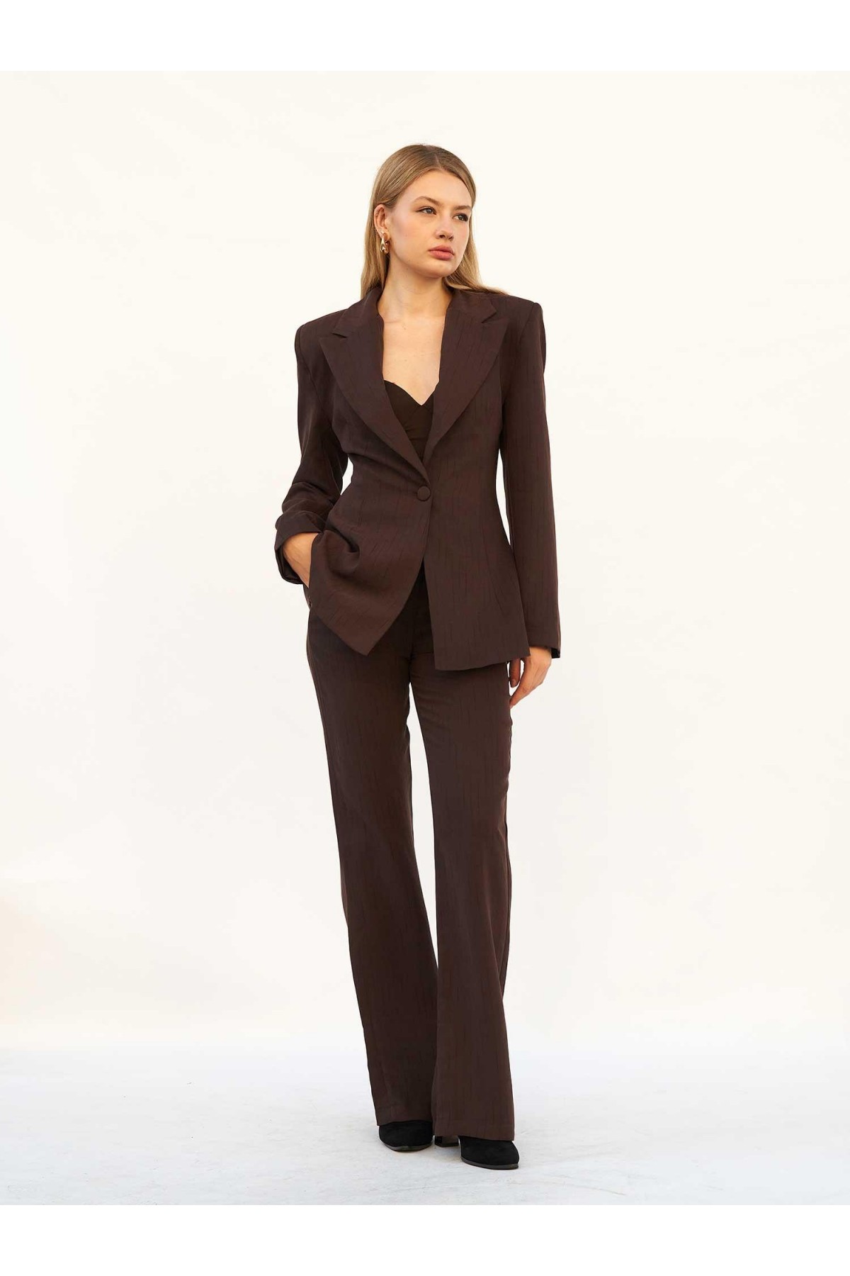 220707 Belden Oturtmalı Çizgili Blazer Takım