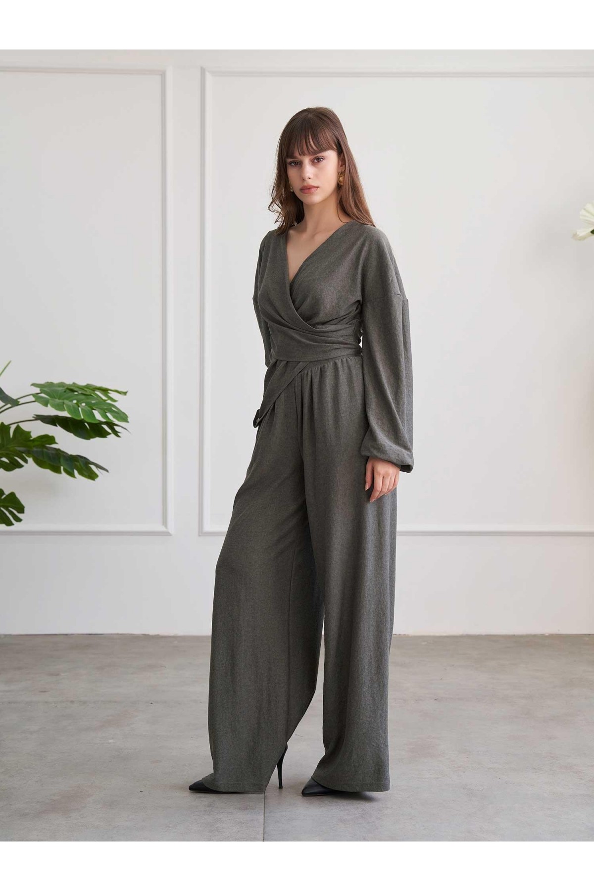 220722 Asimetrik Drape Detaylı Vintage Takım