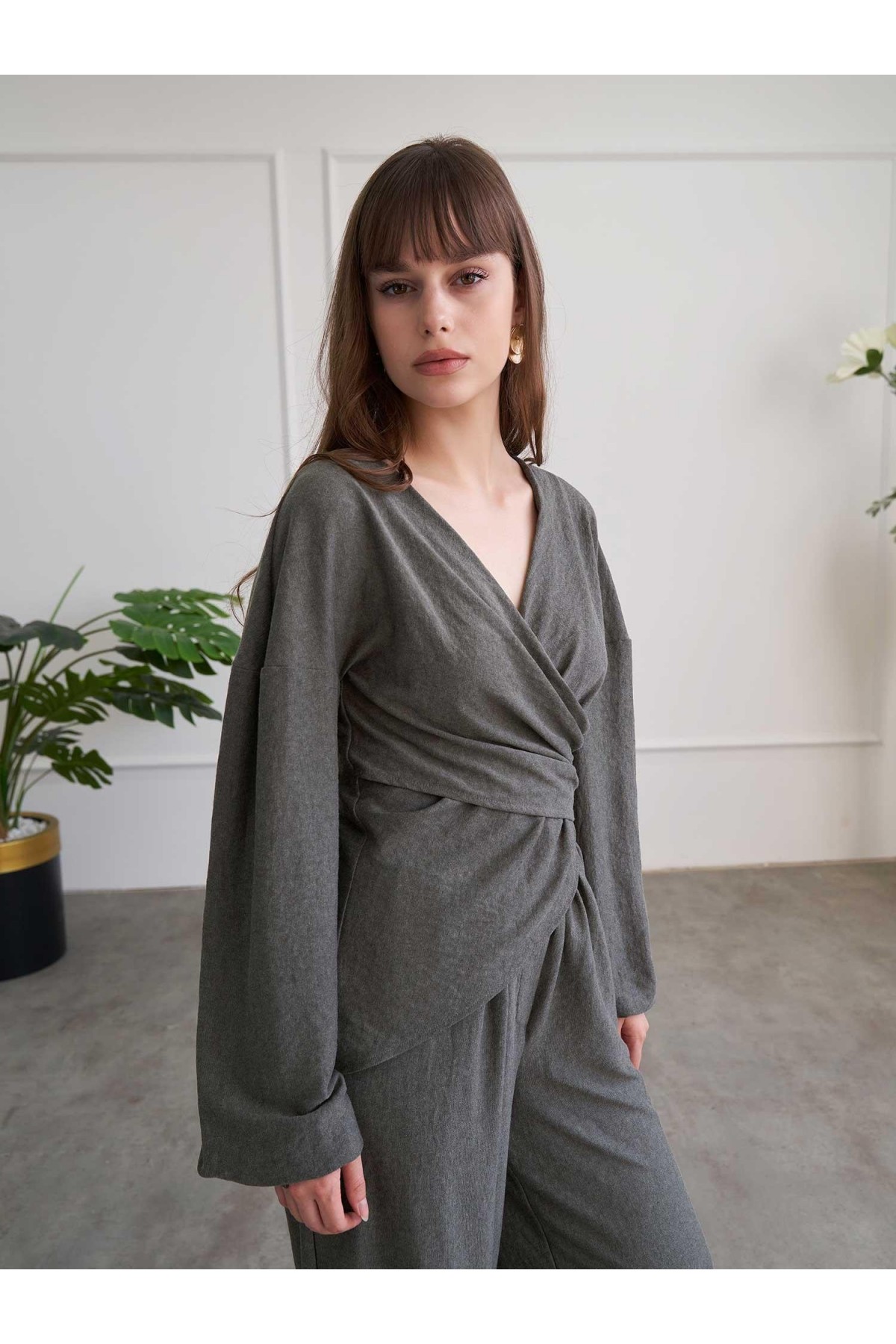 220722 Asimetrik Drape Detaylı Vintage Takım
