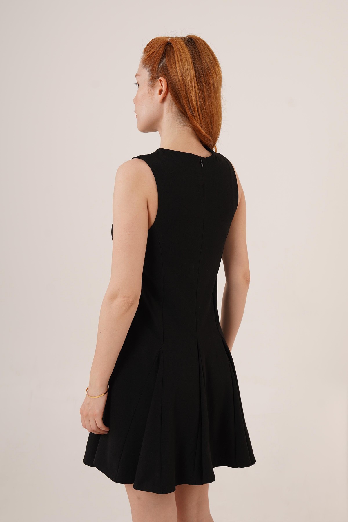 Sıfır Kol Pileli Toptan Siyah Mini Elbise Siyah