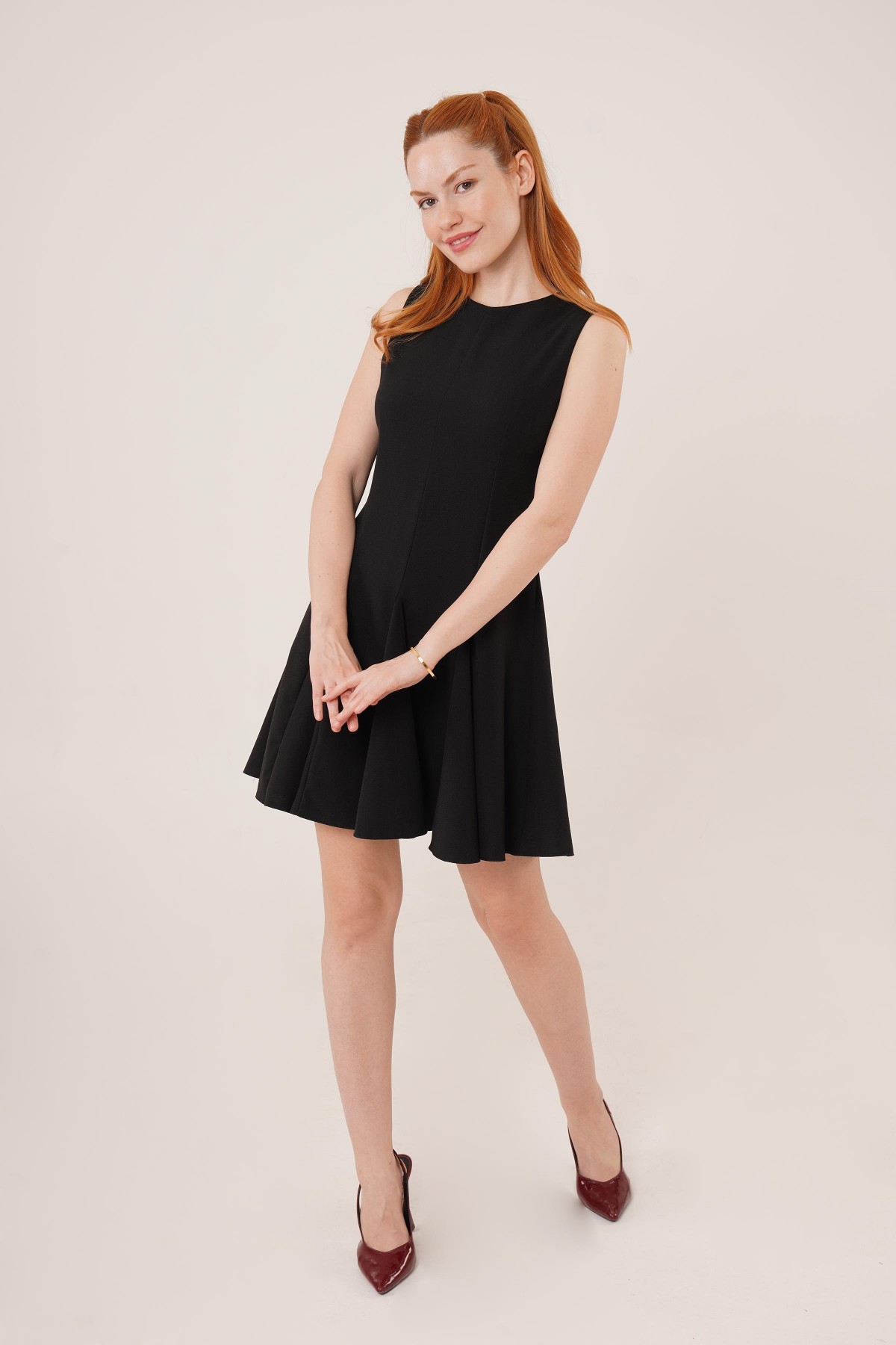 Sıfır Kol Pileli Toptan Siyah Mini Elbise Siyah