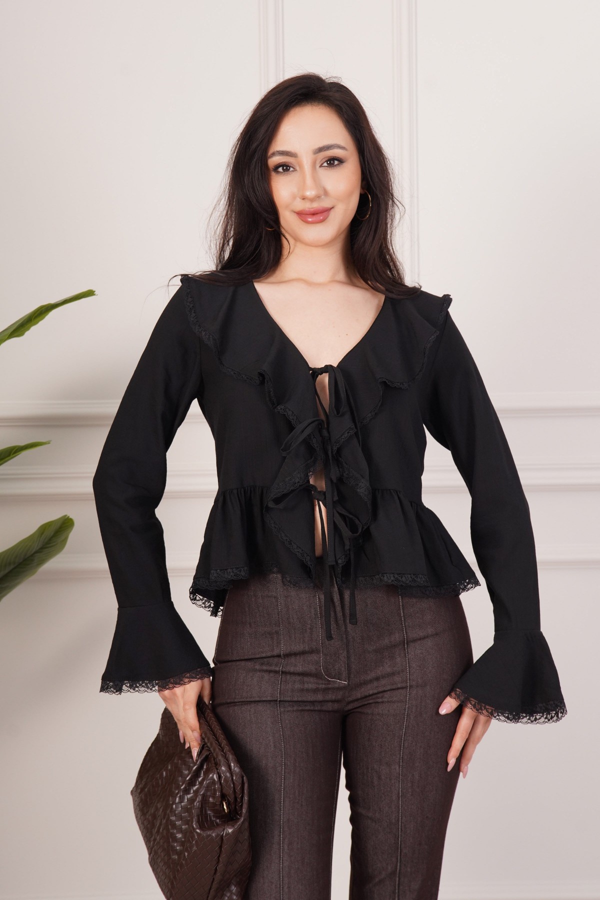 Dantel Detay Bağlamalı Siyah Toptan Bluz Siyah