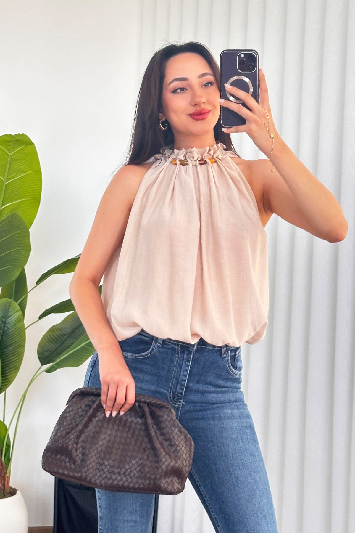Yakası Boncuklu Balon Model Toptan Bej Bluz Bej