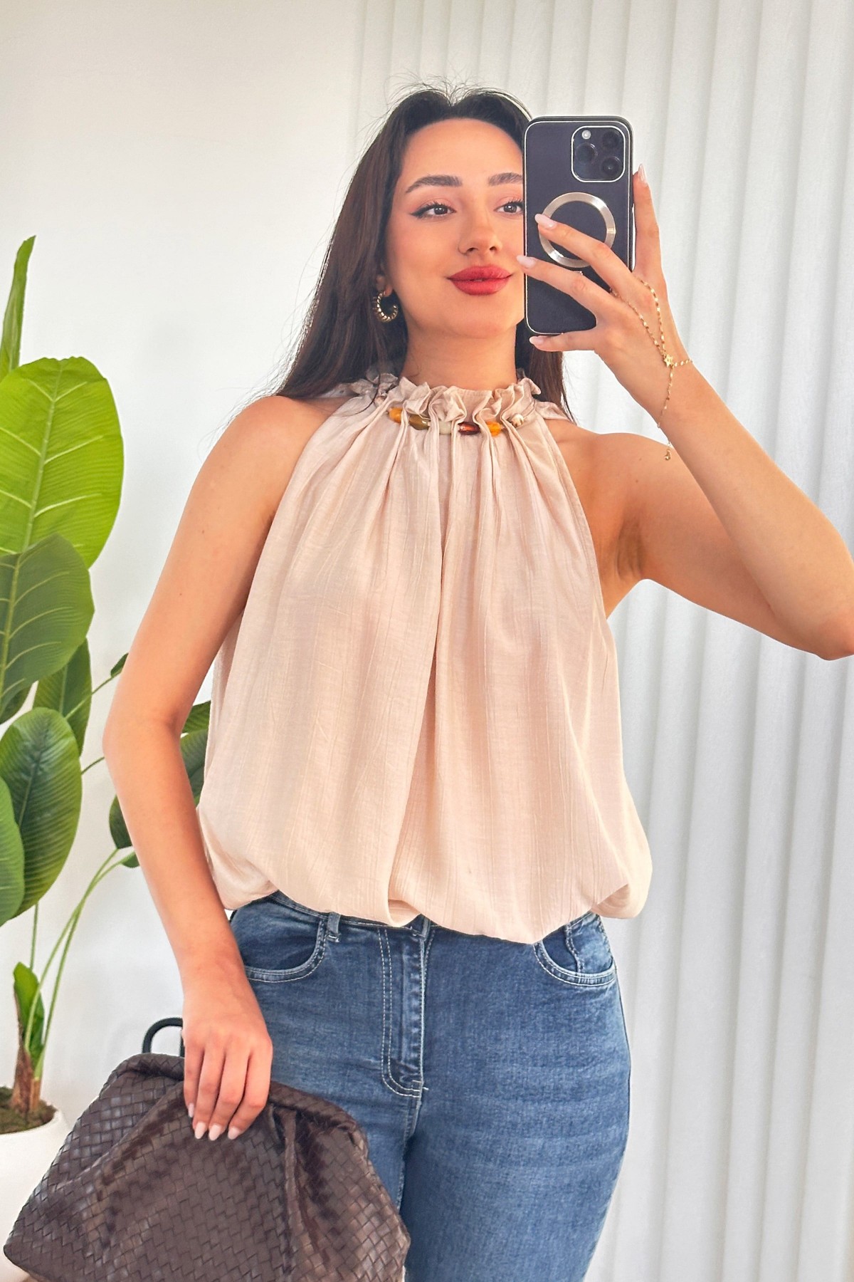 Yakası Boncuklu Balon Model Toptan Bej Bluz Bej