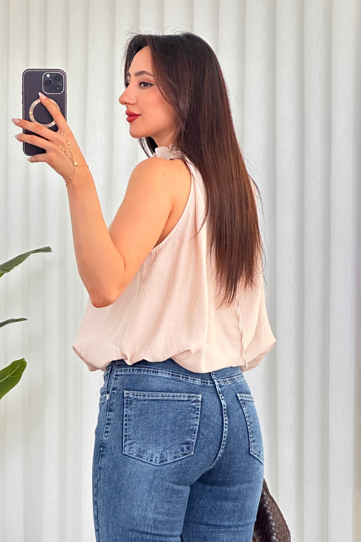 Yakası Boncuklu Balon Model Toptan Bej Bluz Bej