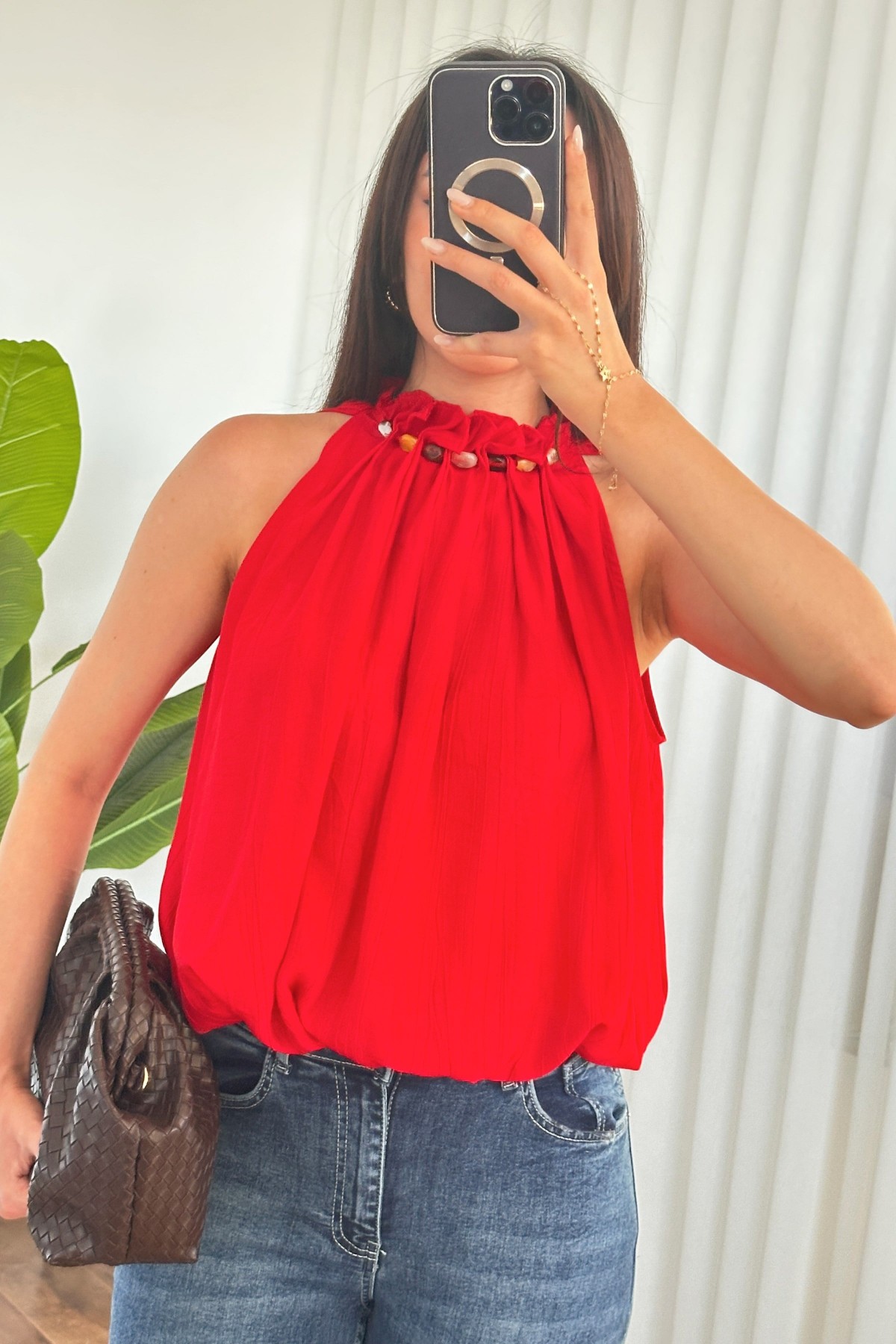 Yakası Boncuklu Balon Model Toptan Kırmızı Bluz Kırmızı