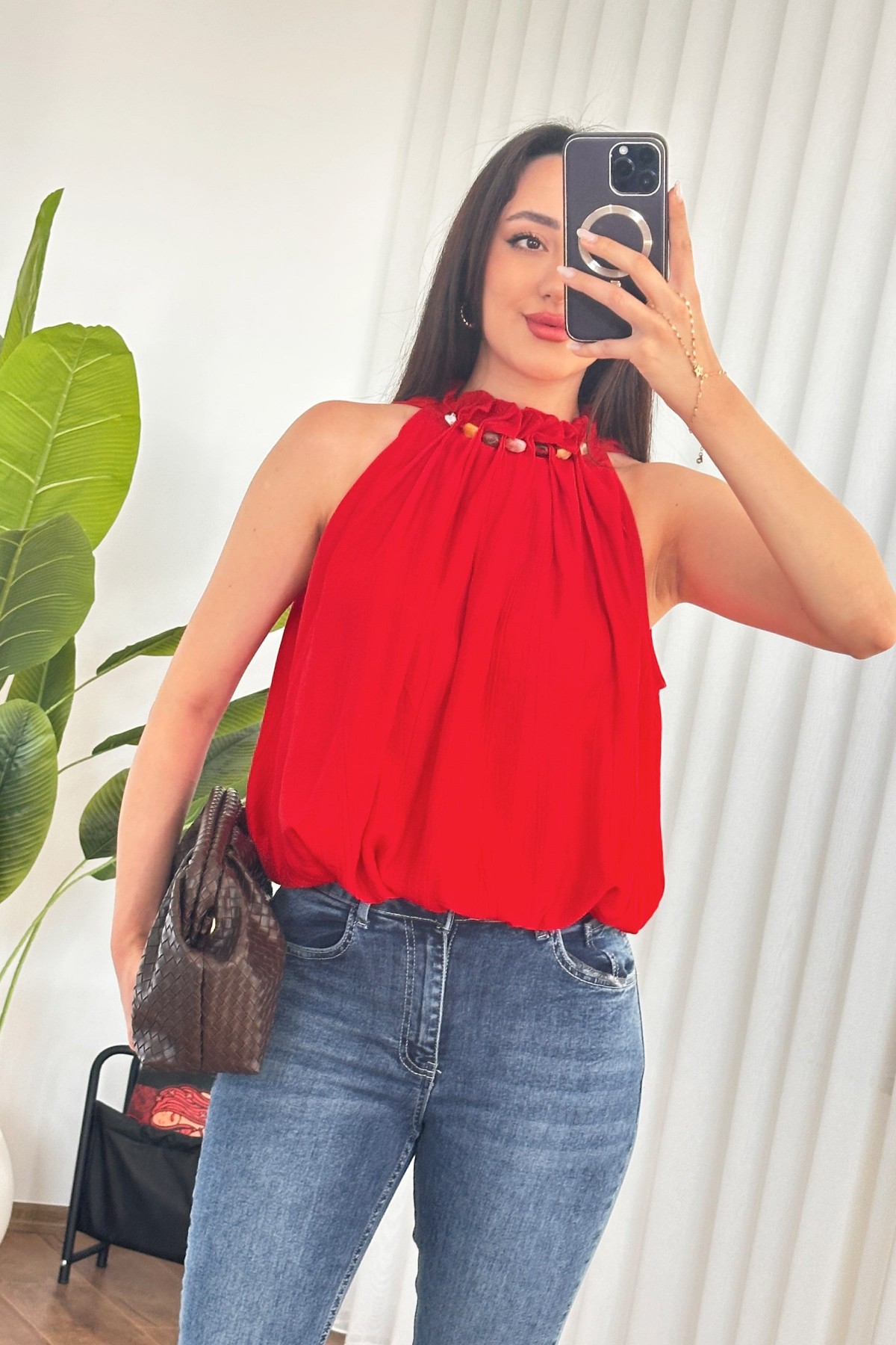 Yakası Boncuklu Balon Model Toptan Kırmızı Bluz Kırmızı
