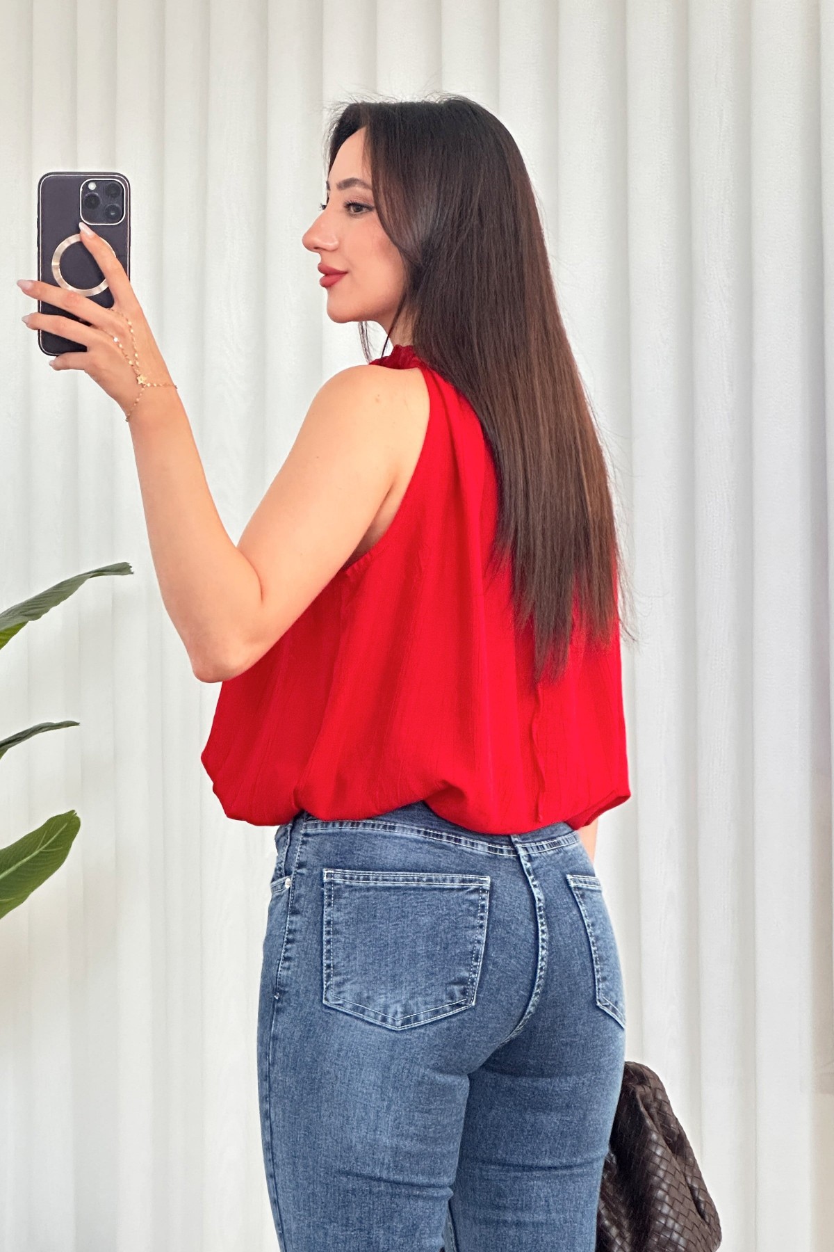 Yakası Boncuklu Balon Model Toptan Kırmızı Bluz Kırmızı
