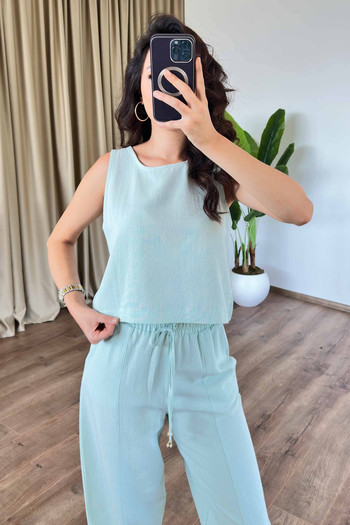 Basic Model Mint Keten Toptan Takım Mint Yeşili