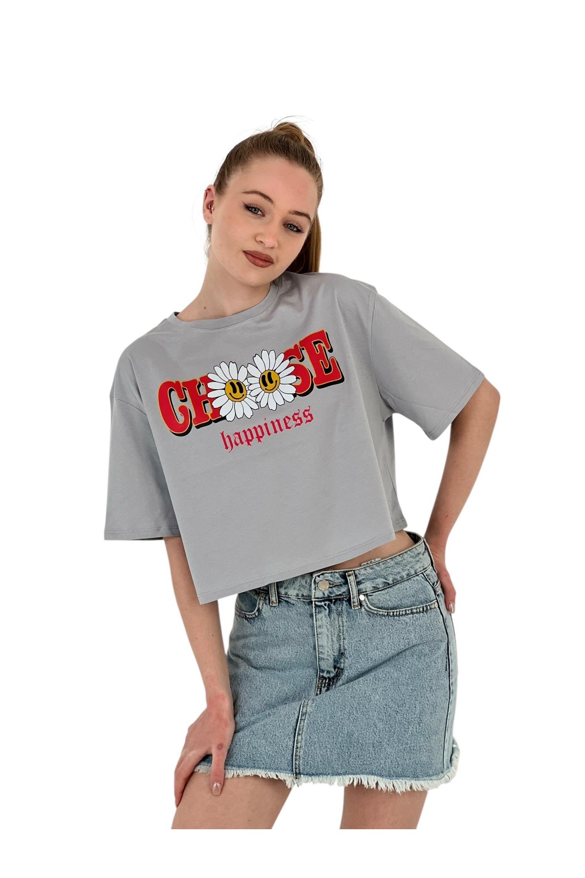 Kadın Oversize Çiçek Baskı Kısa Beyaz Crop Tişört