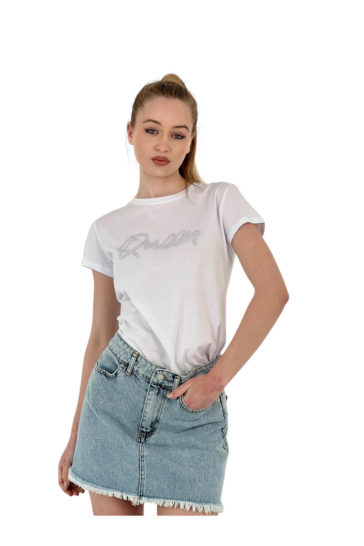 تي شيرت صيفي نسائي بأكمام قصيرة من Queen Stoned باللون الأبيض