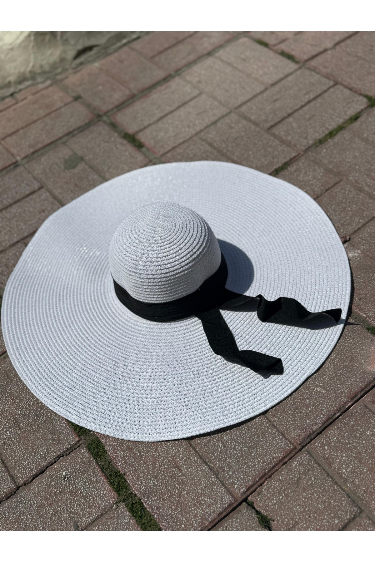 14573 Belted White Wide Straw Hat