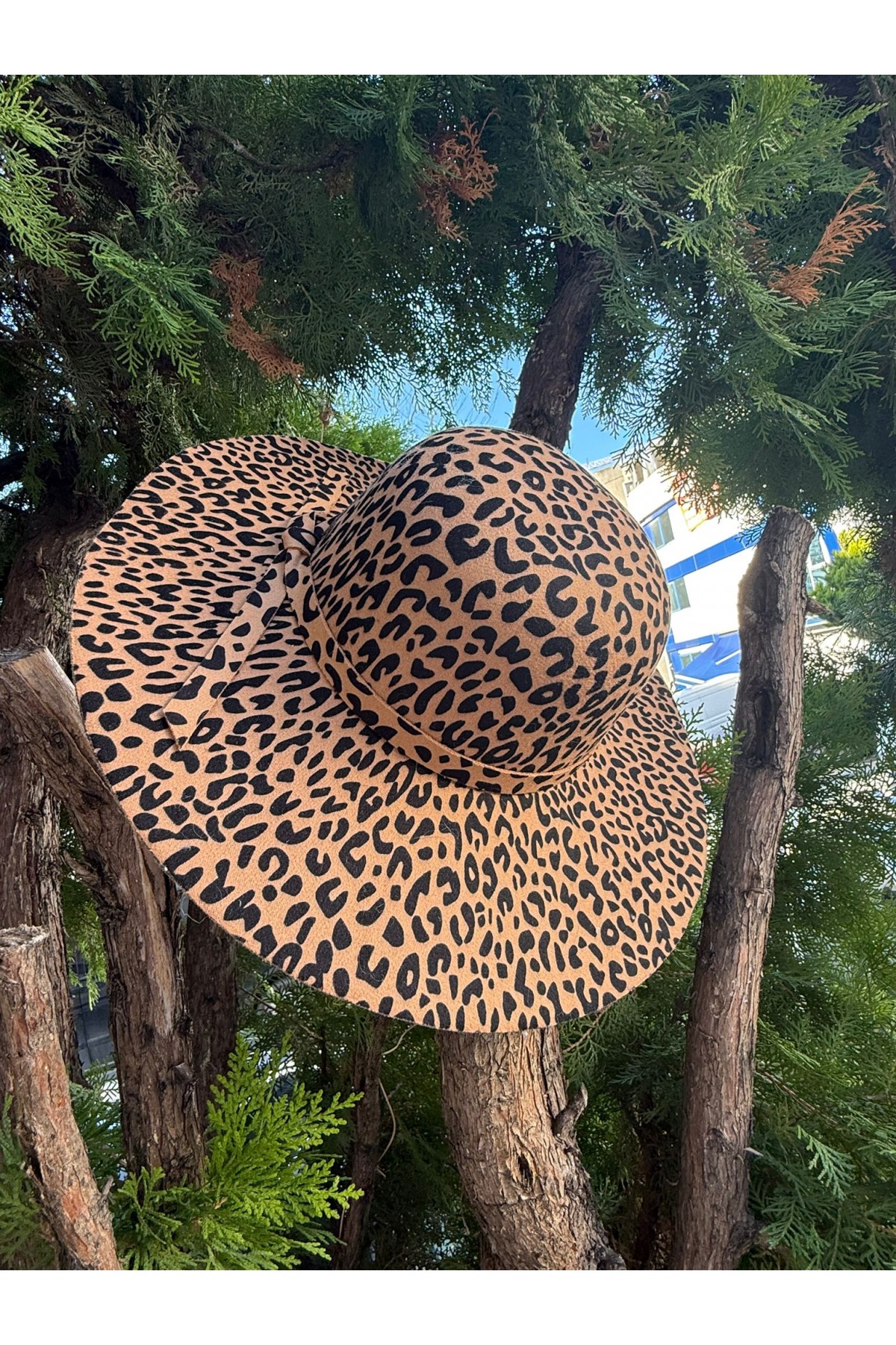 14763 Leopard Pattern Wide Brim Hat