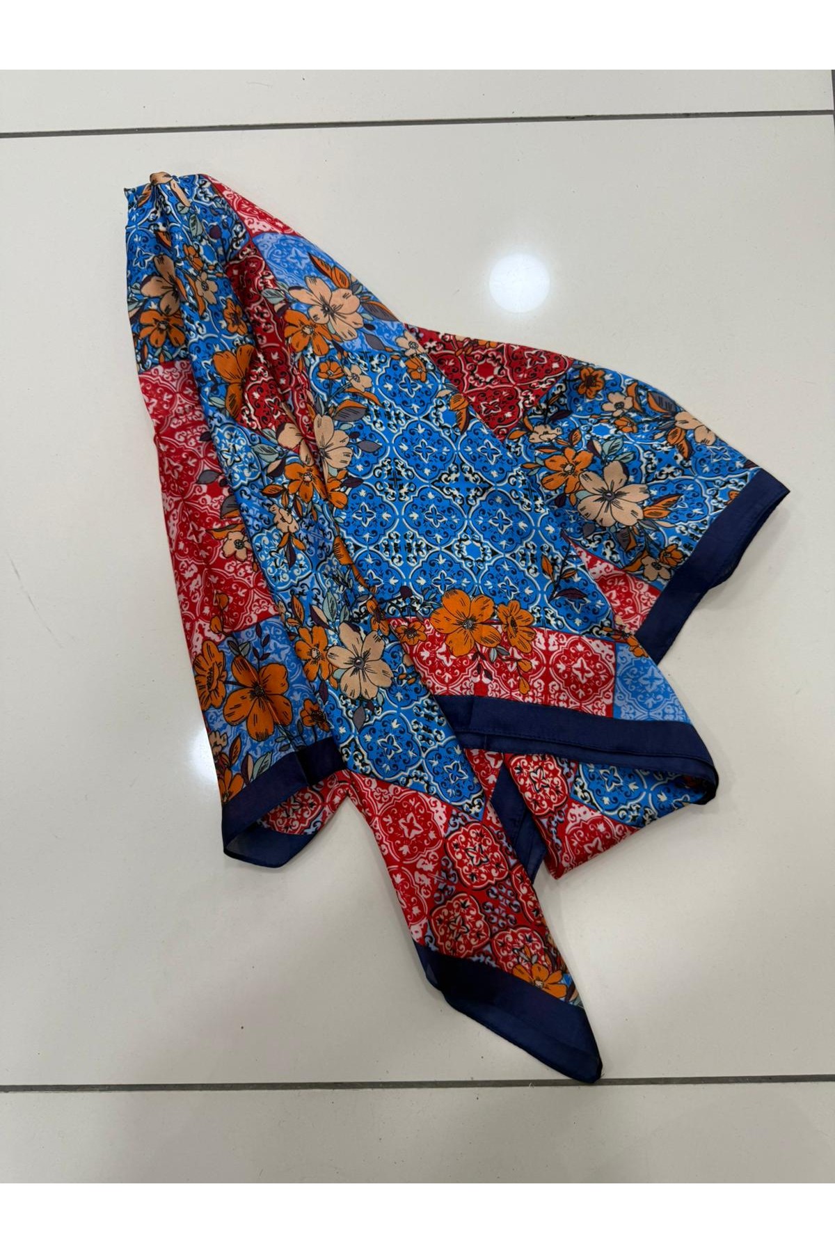 14930 Navy Blue Floral Patterned Bandana Scarf 90x90 cm