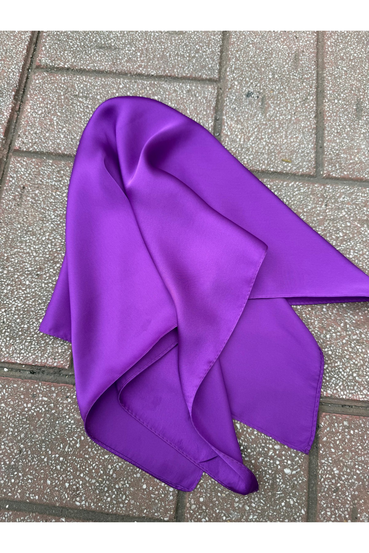 13731 Purple Satin Scarf