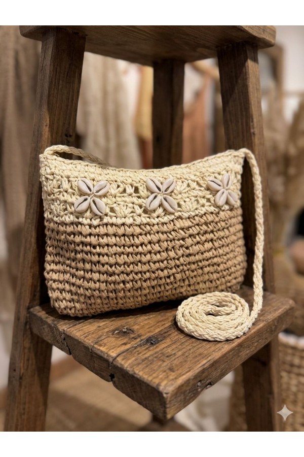 NWC-1076 Camel Denizkabuğu Detaylı El Örgüsü Hasır Çanta 28x21 cm