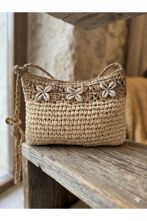 NWC-1076 Bej Denizkabuğu Detaylı El Örgüsü Hasır Çanta 28x21 cm