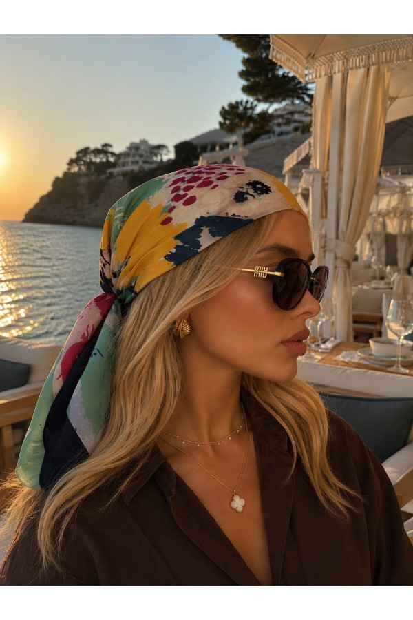13750-7 Lacivert Kenarlıklı Renkli Saten Bandana Fular 70x70 cm
