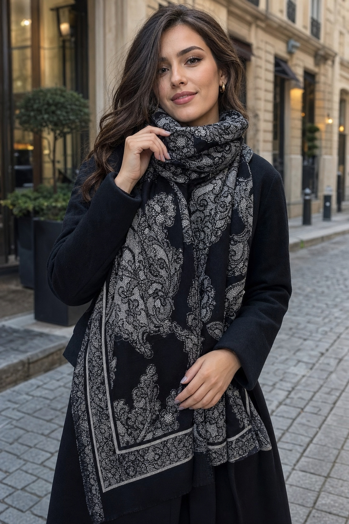 S028 Siyah Desenli Şal 90x180 cm