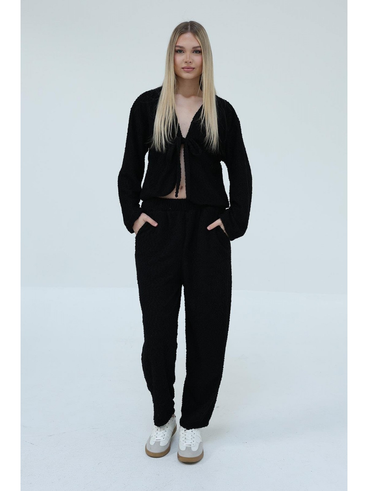 Önden Bağlamalı Takım - Siyah