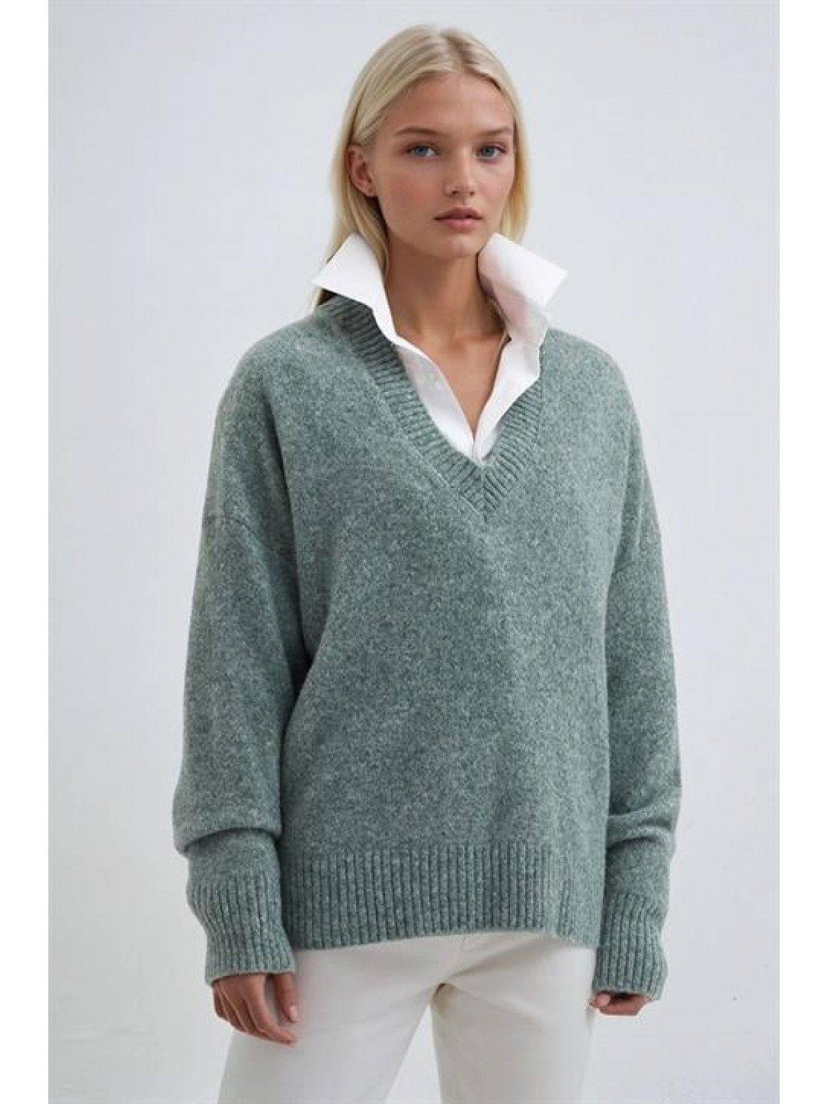 V Yaka Rahat Kesim Triko Kazak 1383