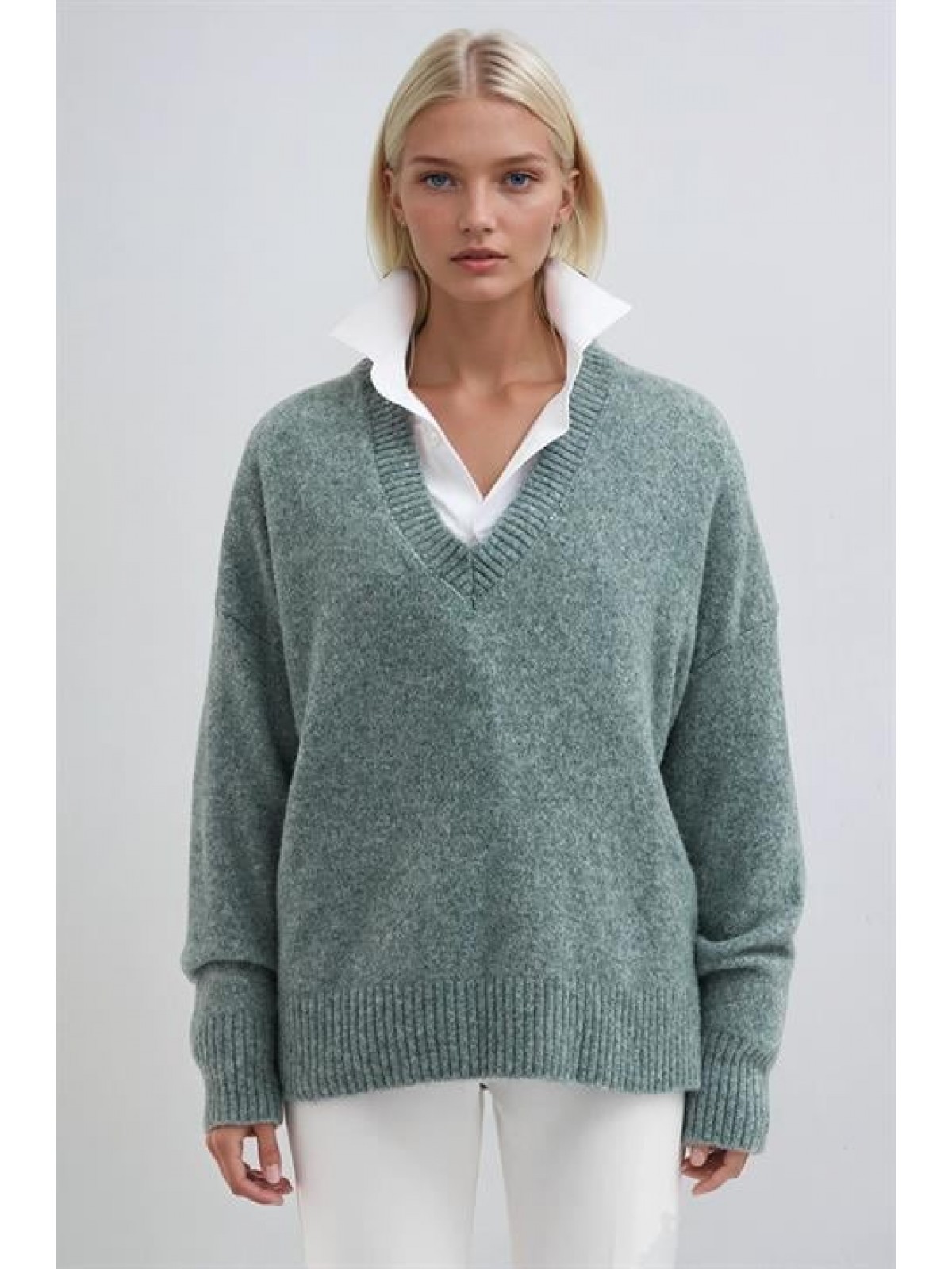 V Yaka Rahat Kesim Triko Kazak 1383