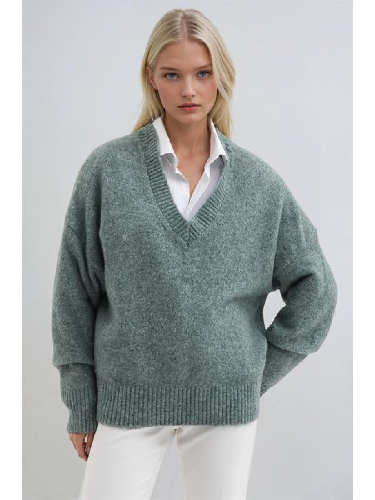 V Yaka Rahat Kesim Triko Kazak 1383