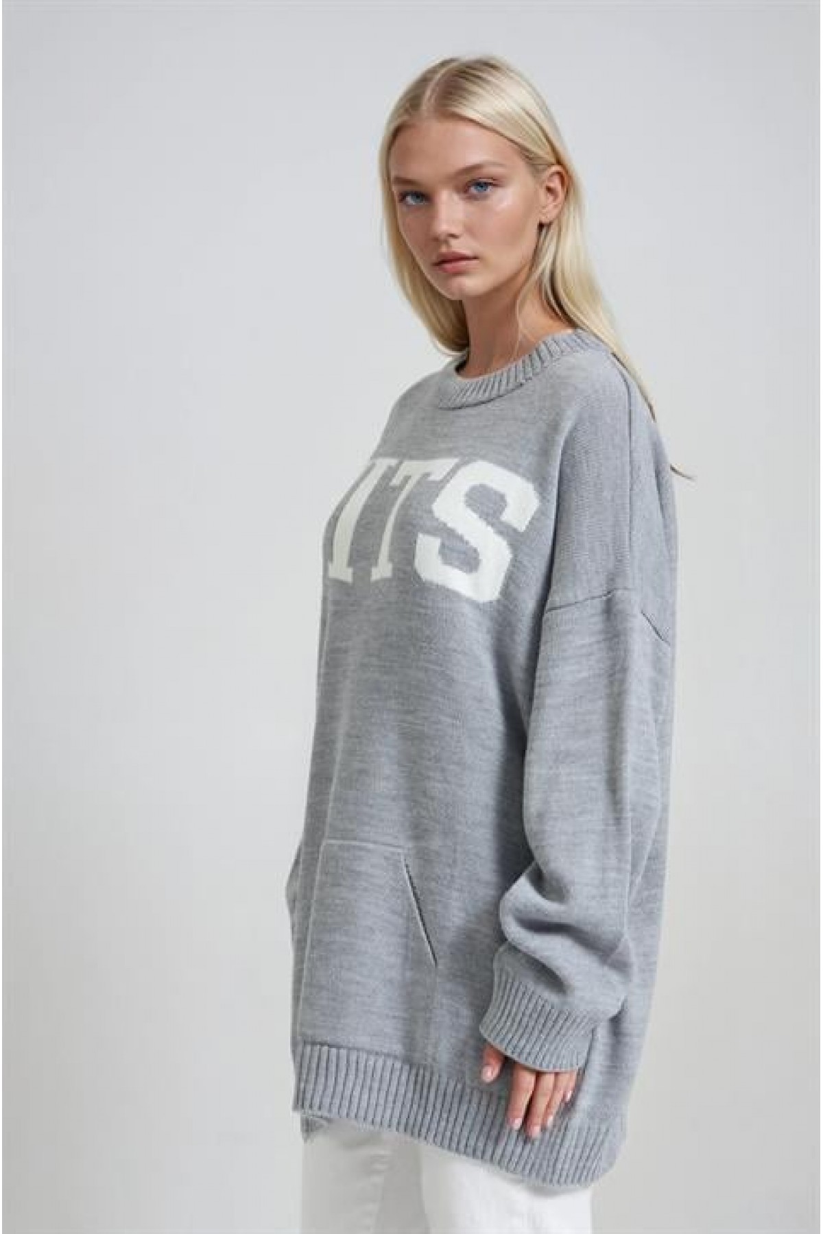 Oversize Rahat Kalıp Yazılı Triko Kazak 1418