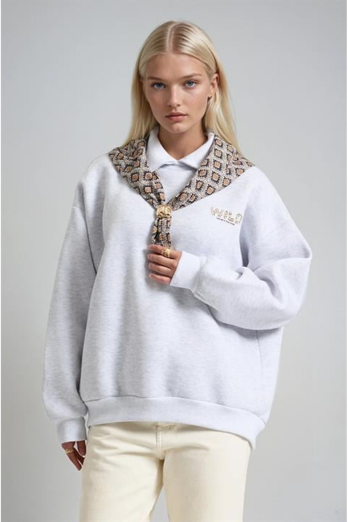 Eşarp Detaylı Oversize Sweatshirt 3498