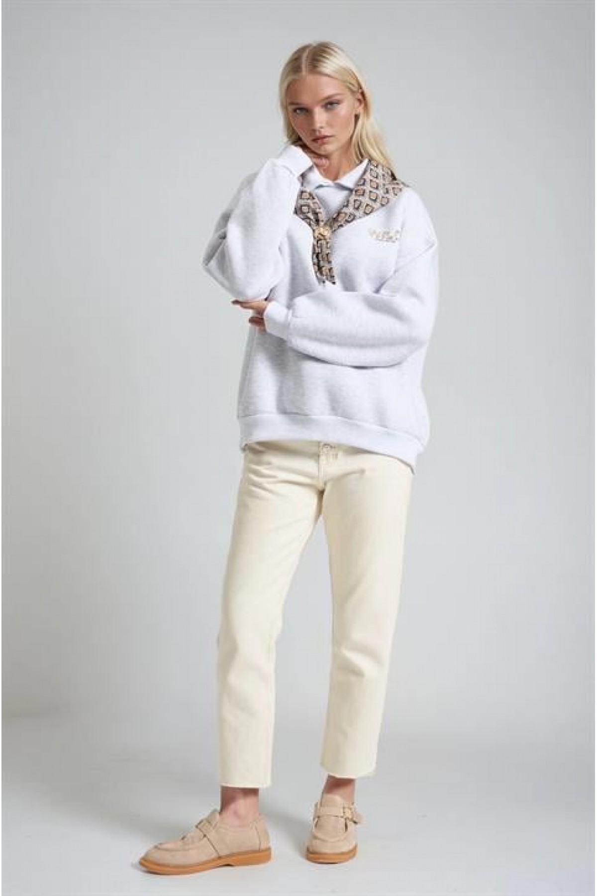 Eşarp Detaylı Oversize Sweatshirt 3498