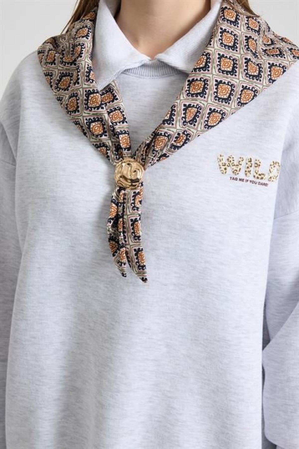 Eşarp Detaylı Oversize Sweatshirt 3498