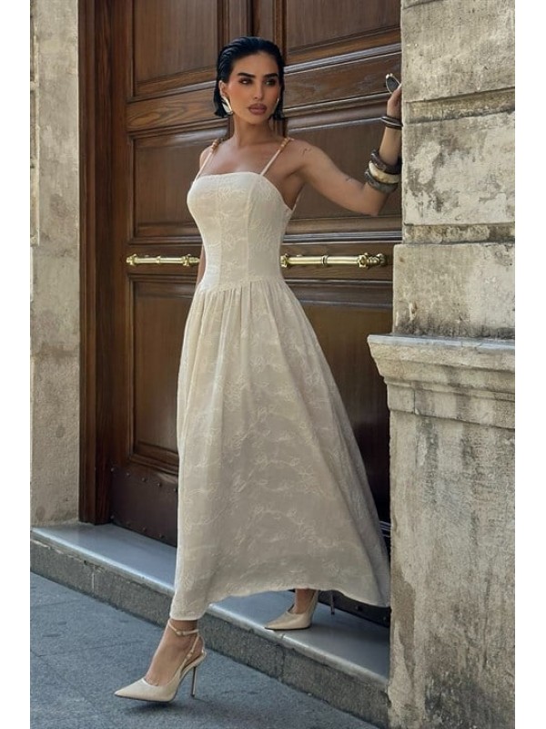 Omuzları Boncuklu Pile Detaylı Astarlı Güpür Elbise 2040