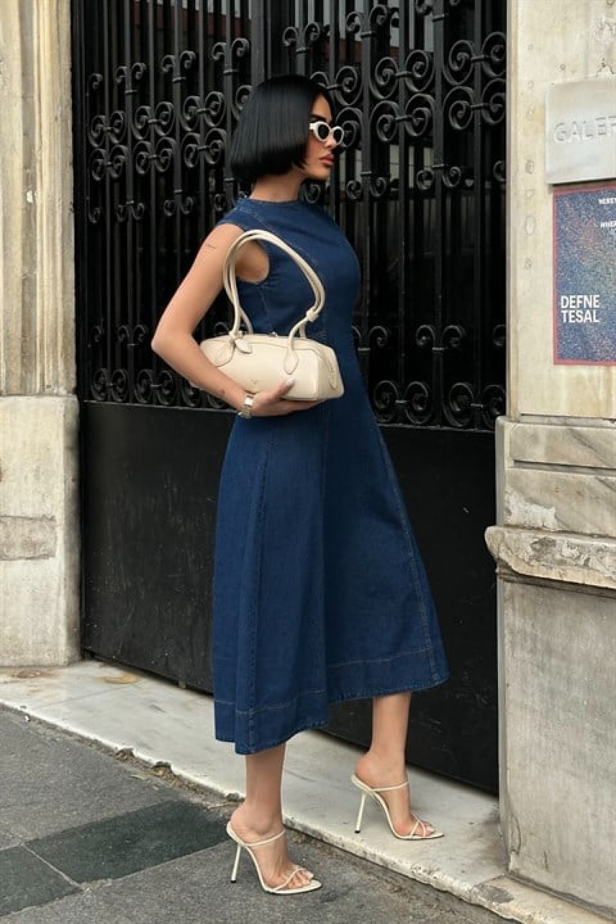 Dikiş Detaylı Sırtı Fermuarlı Denim Elbise 2041