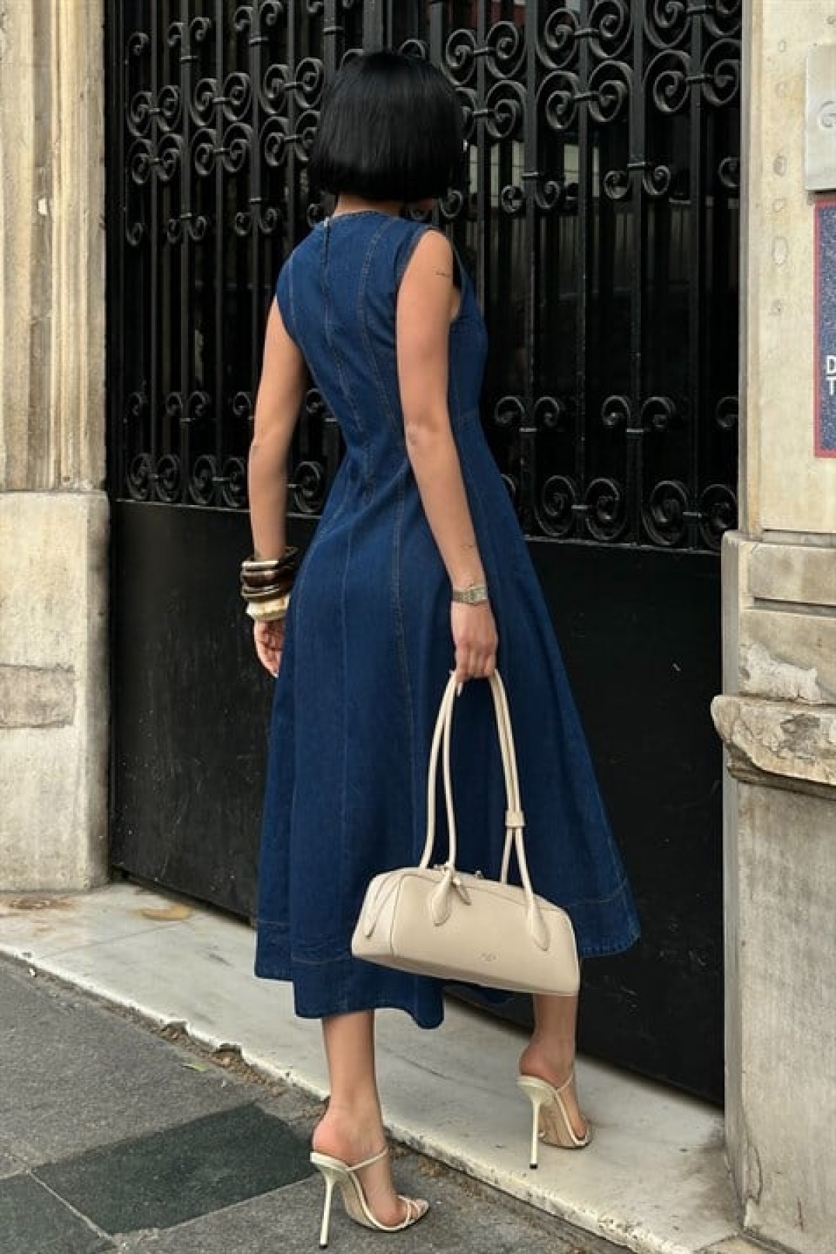 Dikiş Detaylı Sırtı Fermuarlı Denim Elbise 2041